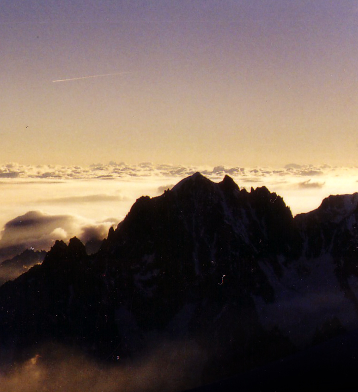 Paysage de montagne évoquant la jeunesse de Jean-Gabriel Chelala